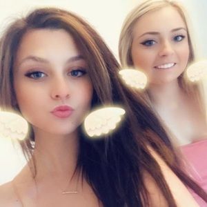 Meet your Posher, Caroline